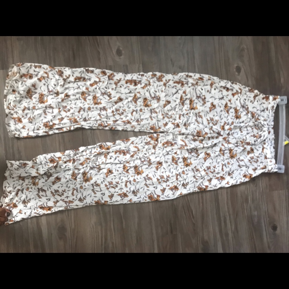 Floral flow pants